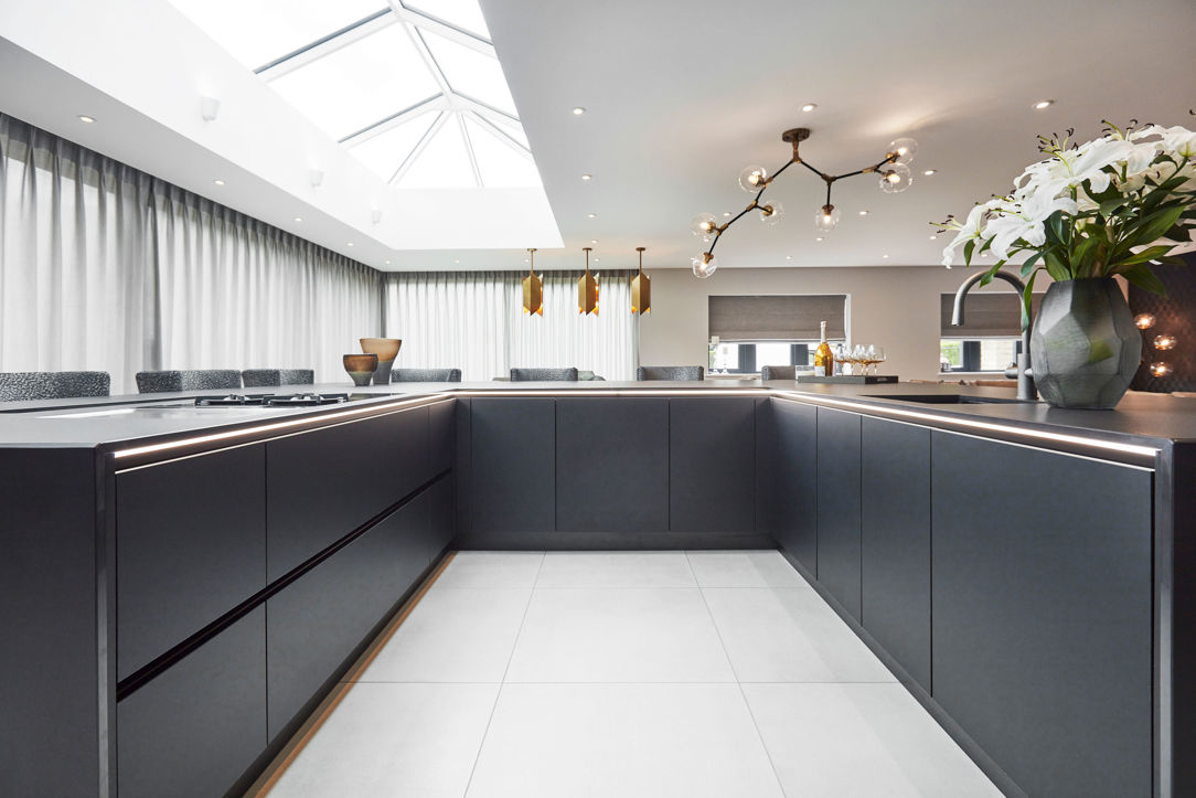 U shaped kitchen island